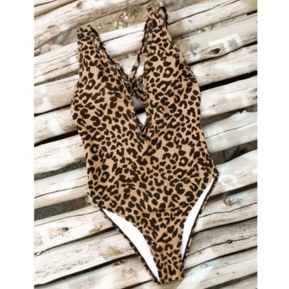 Leopard Print one piece size medium - Picture 5 of 7